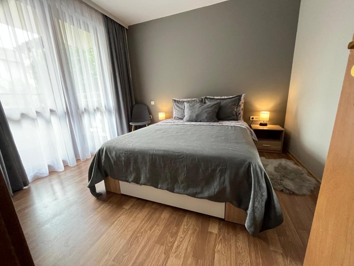 Mh Apartments Банско Екстериор снимка