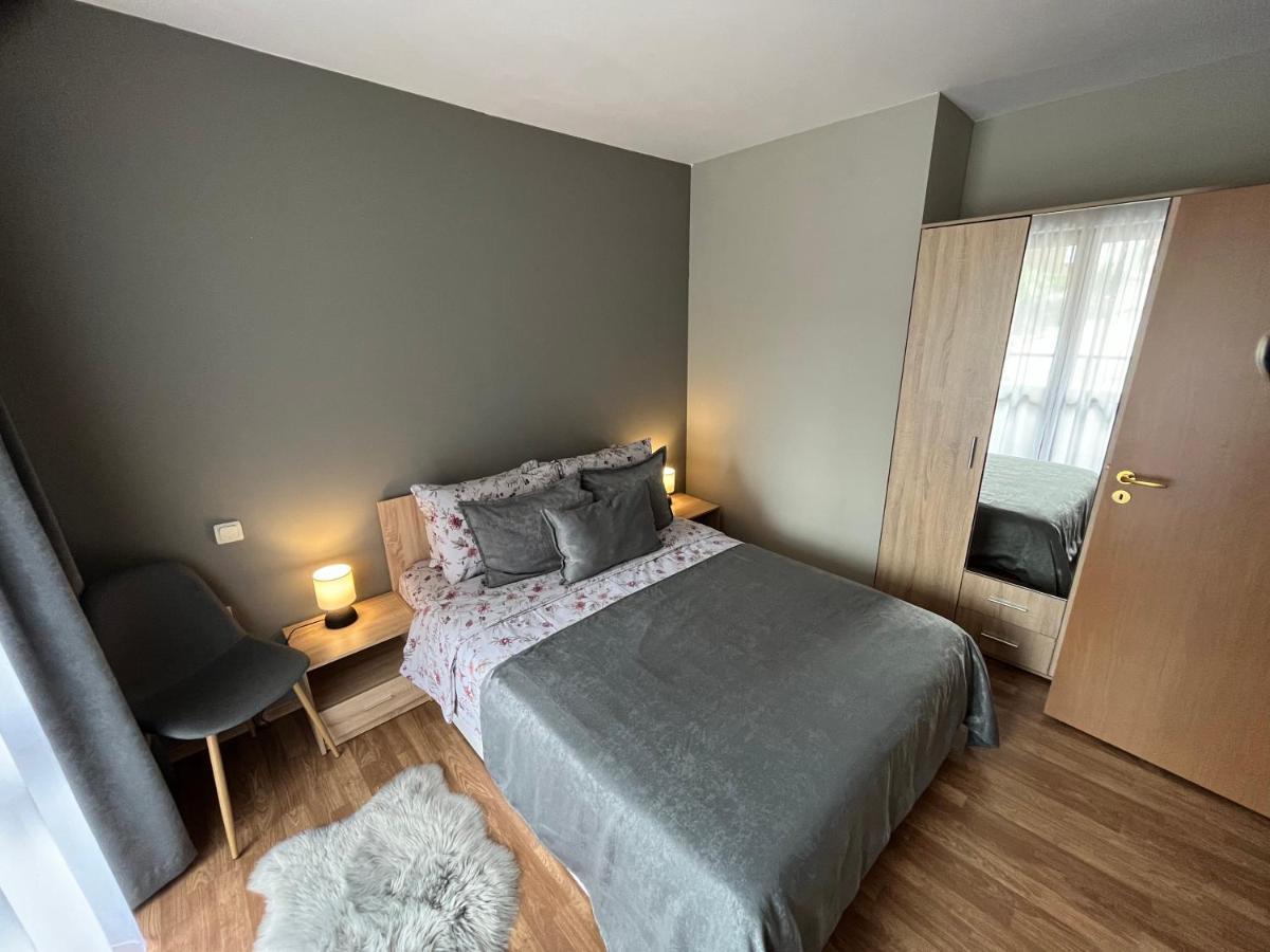Mh Apartments Банско Екстериор снимка