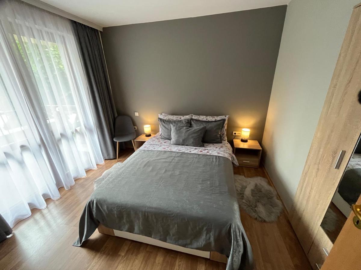 Mh Apartments Банско Екстериор снимка